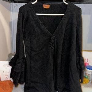 Beautiful POL sweater long with bell 3/4 sleeve. Size small